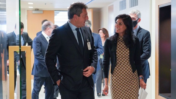 Massa se reunió con el fondo y se encamina a la aprobación de la revisión