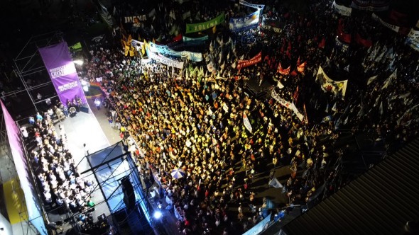 El kirchnerismo hizo un plenario en Chaco y prometió "más acciones" a favor de Cristina Fernández