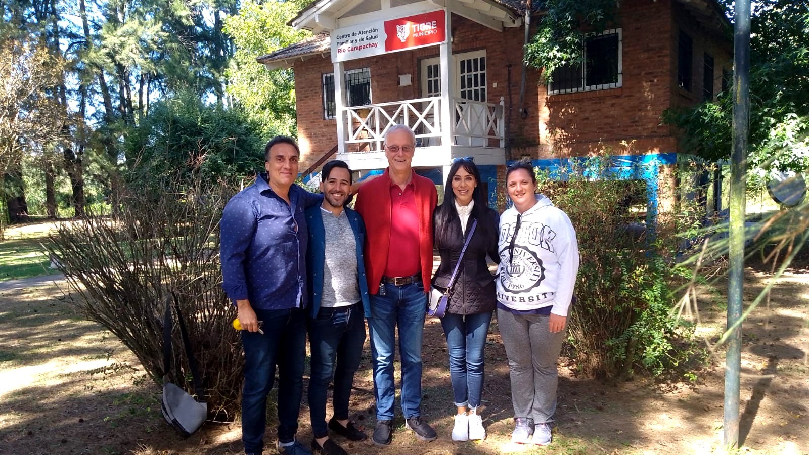 Junto a autoridades del Municipio de Tigre, Daniel Gollán recorrió los CAFyS de Islas para analizar su situación y trabajar en sus remodelaciones
