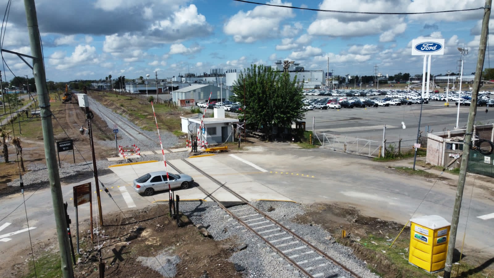 Trenes Argentinos reabrió el renovado del Paso a Nivel Tedín, en Benavidez