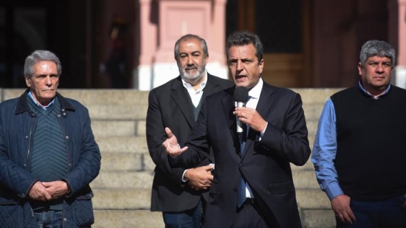 Amplio apoyo de los gremios a la iniciativa de Massa para que 600 mil trabajadores dejen de pagar Ganancias