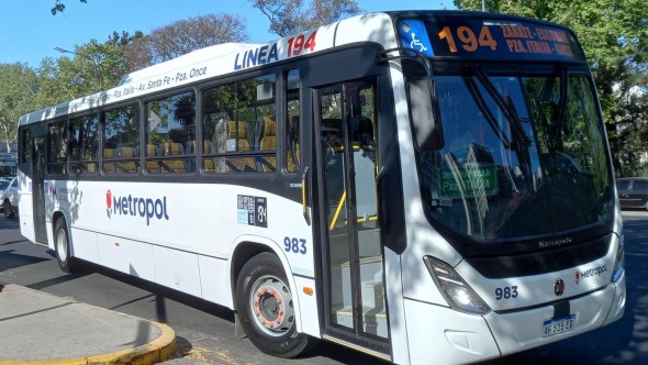 Mas de 30 líneas de colectivos del AMBA no están circulando por lock out