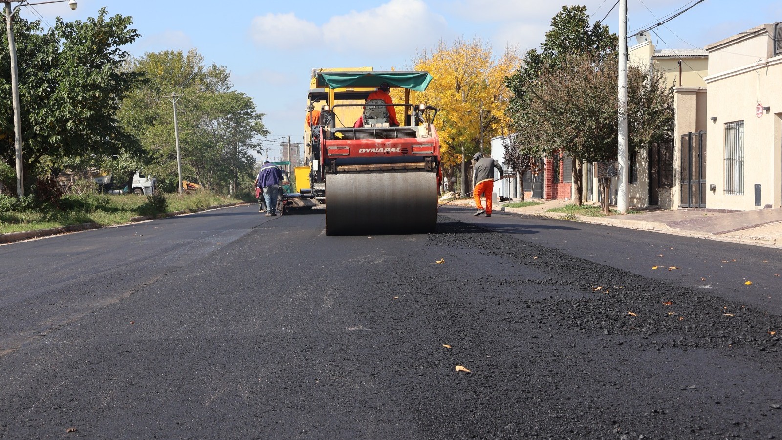 El pavimento también llegó a los barrios Pompeya y Toyota de Baradero