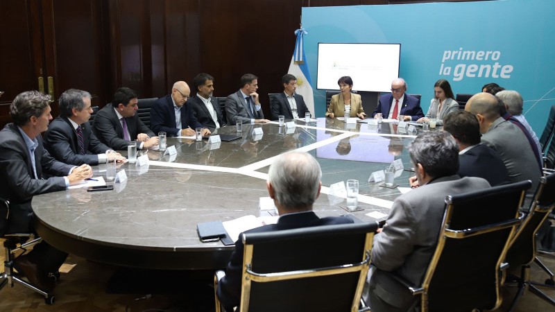 Vehículos eléctricos: el Gobierno Nacional, junto con trabajadores e industriales, presentó el proyecto para impulsar su producción