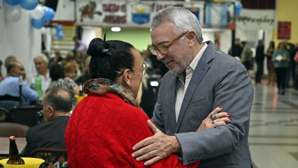 Julio Zamora acompañó el 41° aniversario del Centro de Jubilados y Pensionados 2 de Abril