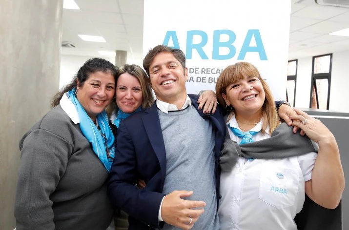 Kicillof inauguró la primera Casa de la Provincia en territorio bonaerense
