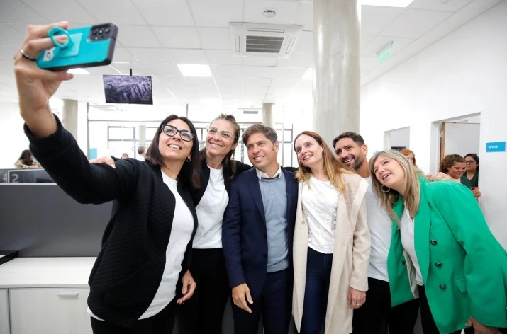 Kicillof inauguró la primera Casa de la Provincia en territorio bonaerense