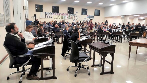 Malena Galmarini junto a sus concejales y el empuje de los vecinos prohíben a Zamora construir la alcaldía en Dique Luján