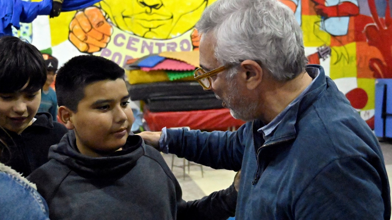 Julio Zamora se acercó al Centro Popular de Desarrollo de Las Tunas para dialogar sobre las necesidades del barrio