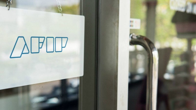 AFIP reglamenta exención del aguinaldo de Ganancias y la deducción especial incrementada