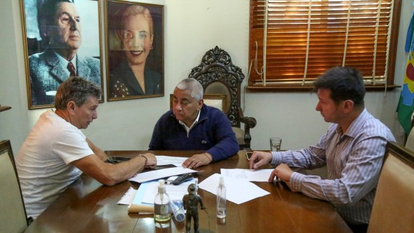 Salazar recibió al empresario Jorge Caso por la construcción de una nueva estación de servicio y parador sobre la autopista