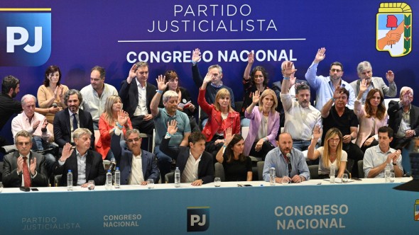 El PJ deliberó en Ferro para conformar un "frente bien amplio" en las elecciones