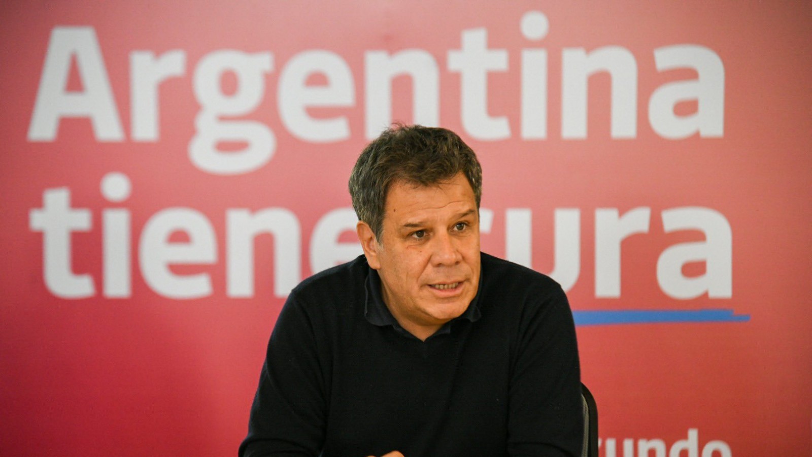 Manes ratificó su candidatura y advirtió que si Milei gana "puede haber un colapso económico"