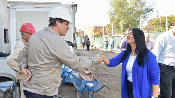 Noe Correa supervisó el avance de obra del nuevo Centro de Salud "El Camino", de la ciudad de Grand Bourg