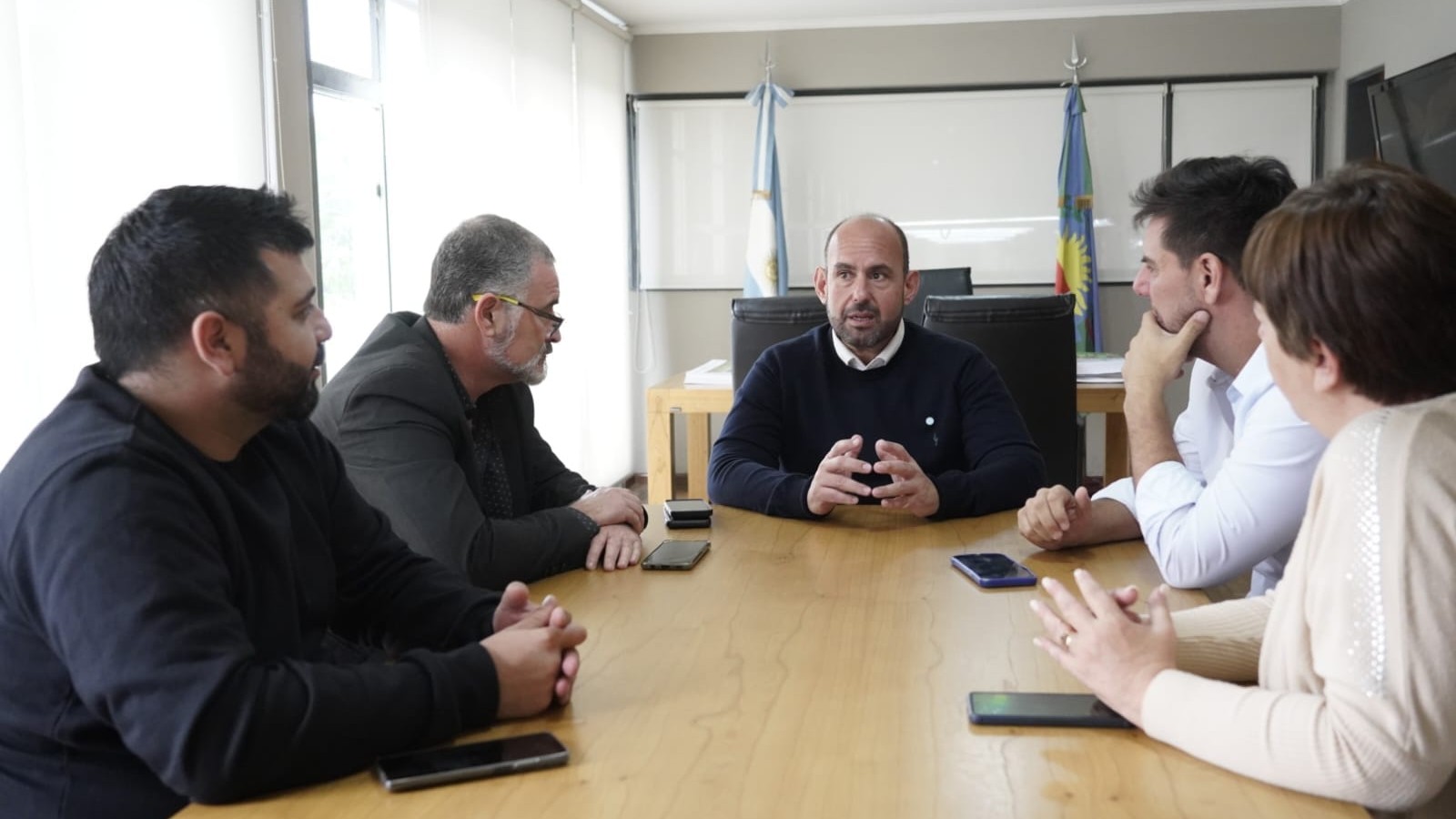 Esteban Sanzio firmó un convenio para generar herramientas de prevención y concientización vial en el ámbito educativo