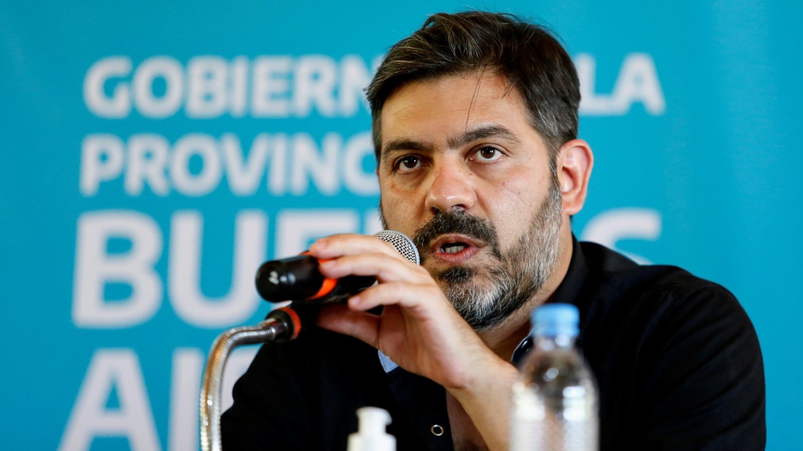 Bianco: "Axel sigue haciendo lo que tiene que hacer: gestionar y juntar los votos para la elección"