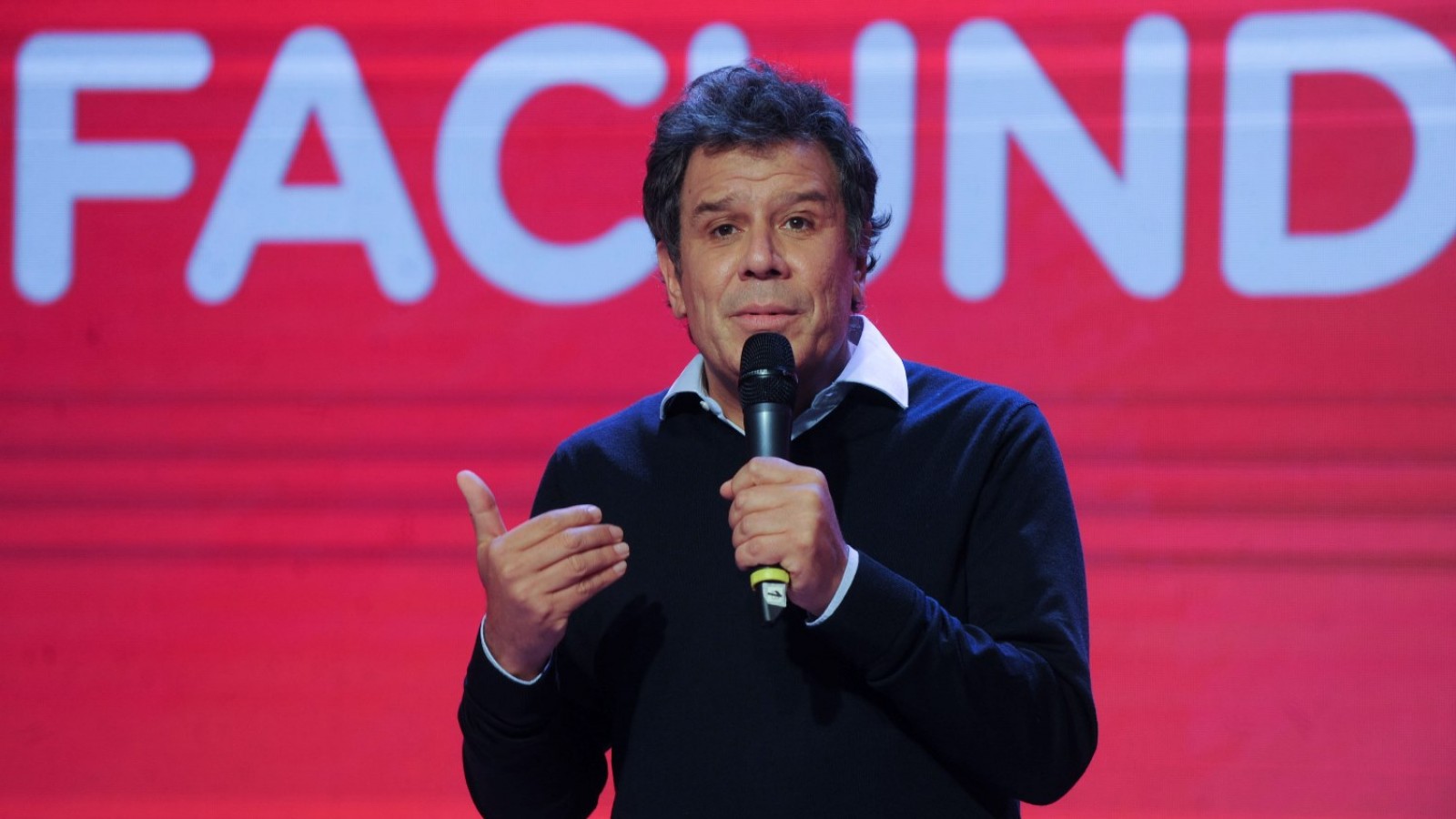 Facundo Manes está a punto de definir a su candidato a gobernador y busca vice