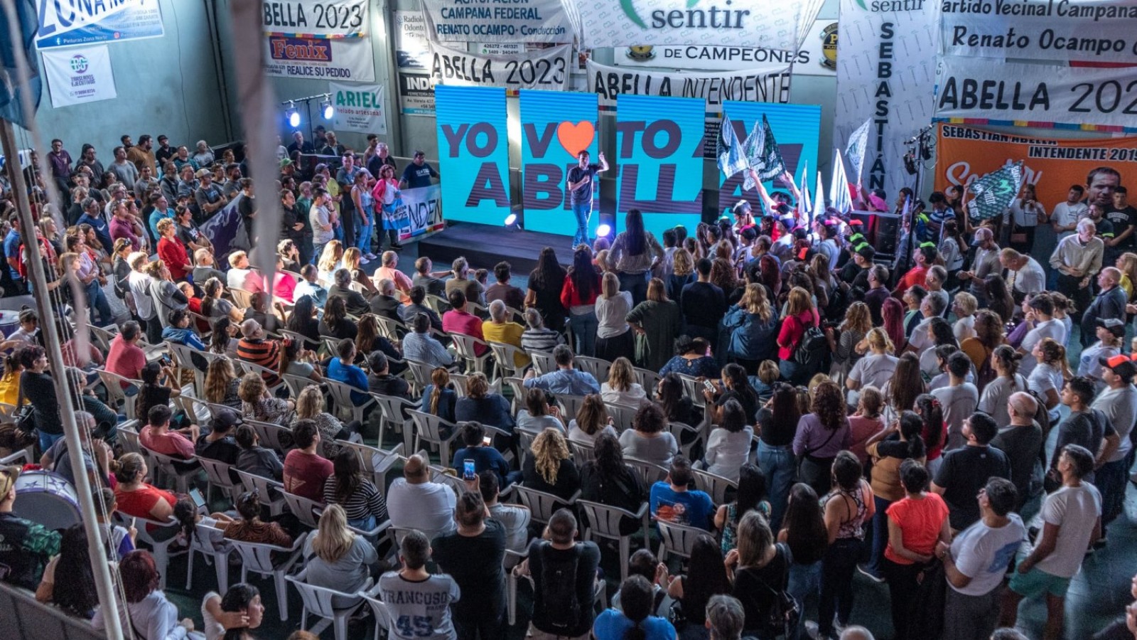 Ante una multitud, Abella pidió a su militancia trabajar por "4 años más de transformaciones"