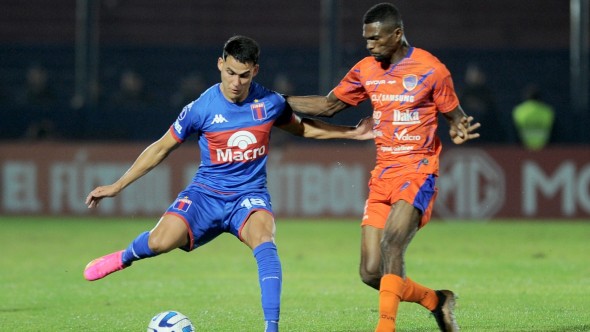 Tigre le ganó a Puerto Cabella en el Monumental de Victoria