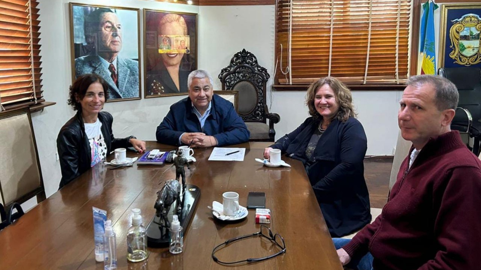 Cecilio Salazar se reunió con las fiscales María del Valle Viviani y Viviana Ramos