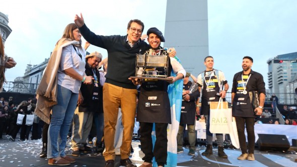 Héctor Caballero es el ganador del 5to Campeonato Federal del Asado