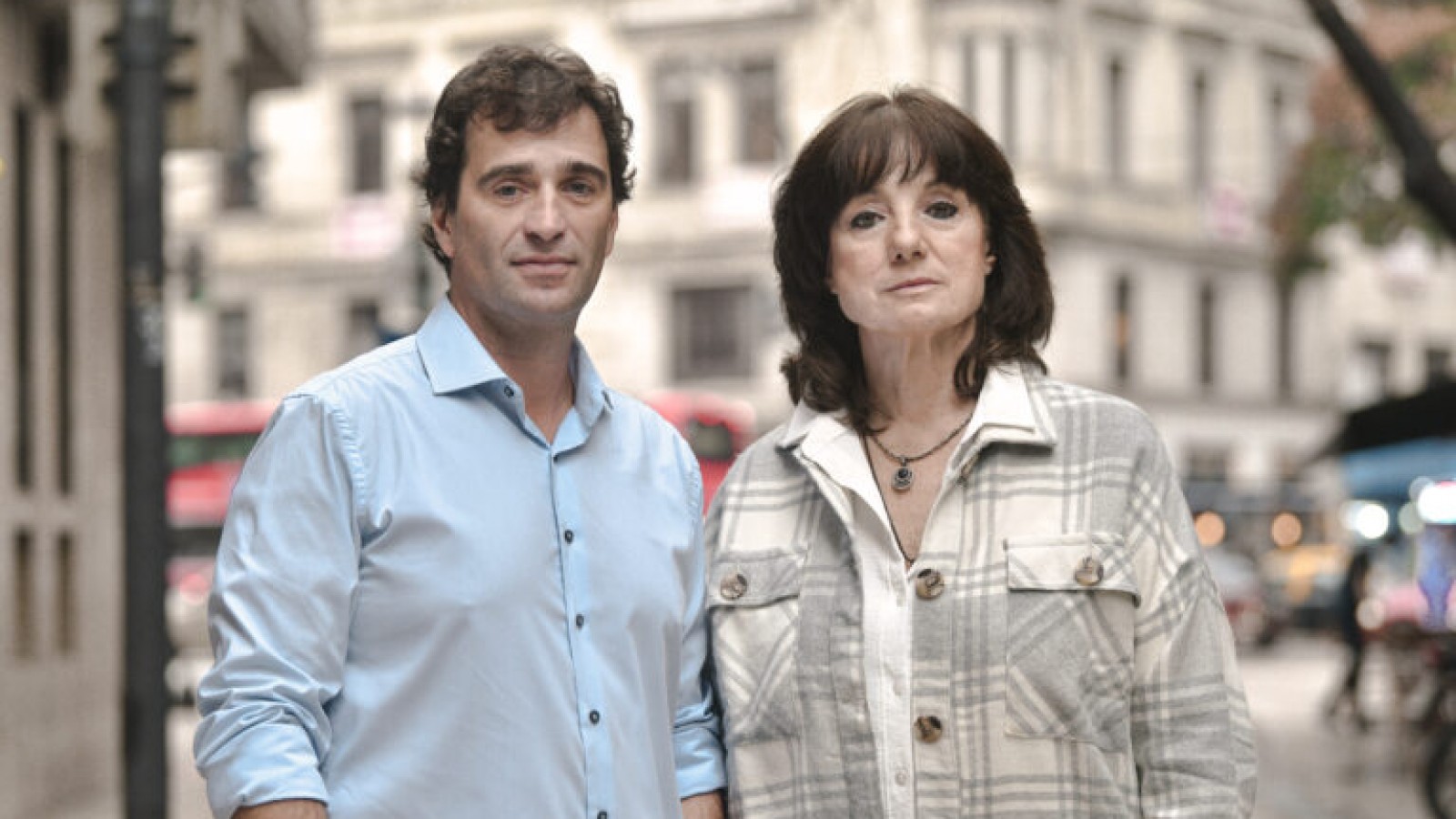 Cientos de artistas, intelectuales y trabajadores de la cultura en apoyo a la lista encabezada por Solano y Ripoll
