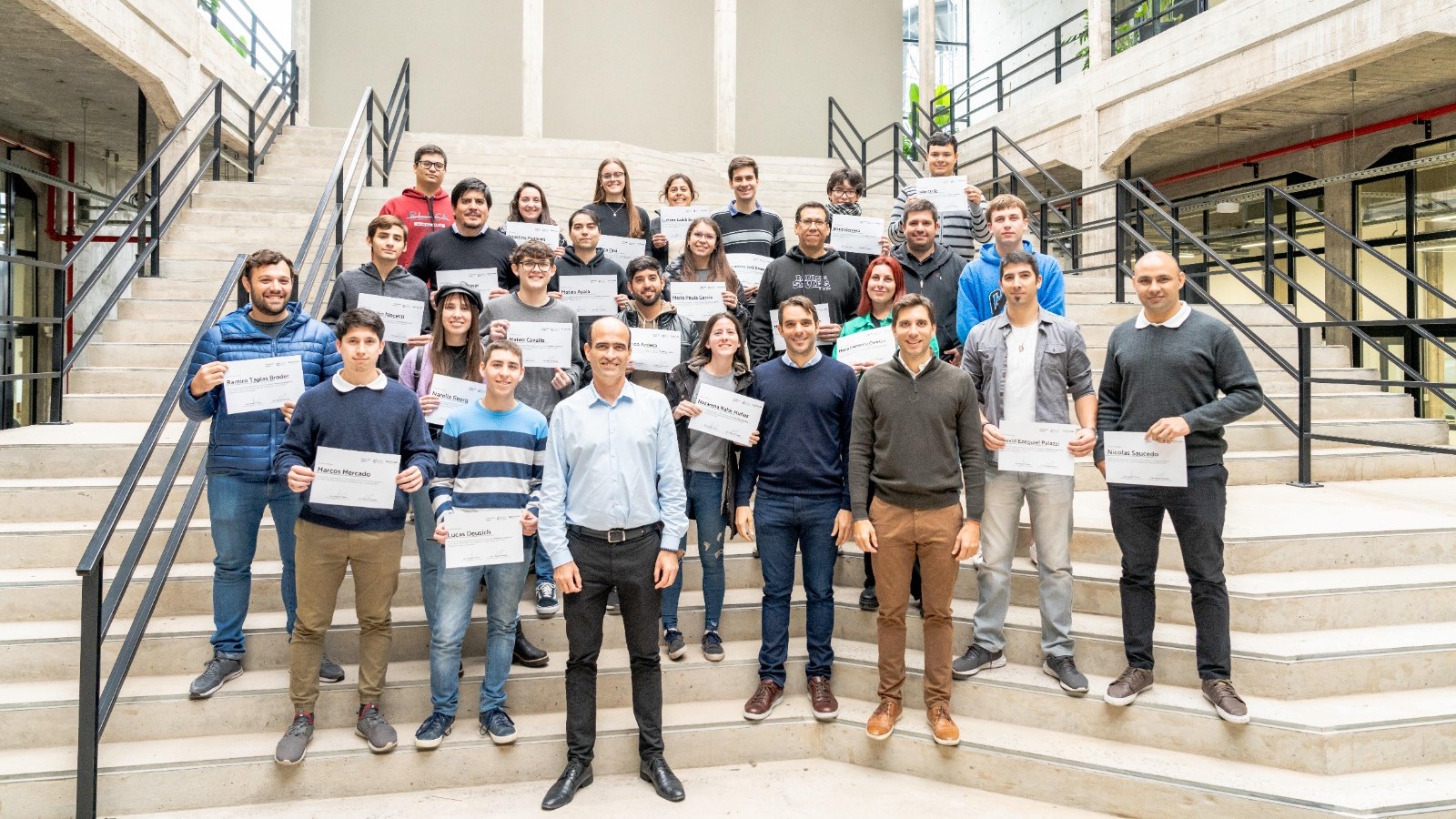 Más de 60 alumnos finalizaron el curso Animate a Programar en San Nicolás