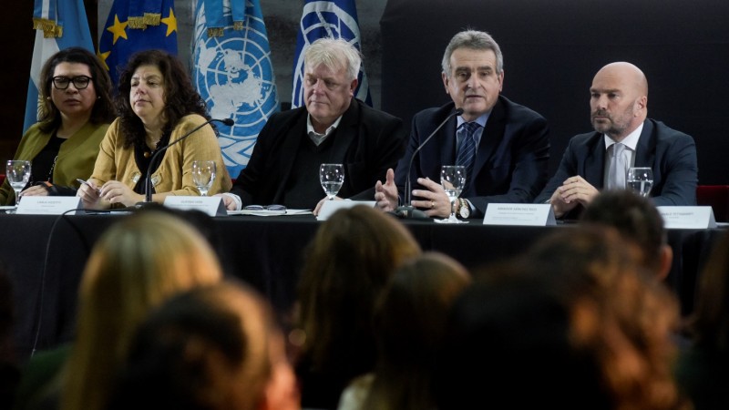 Agustín Rossi encabezó la apertura de la II Reunión de la Plataforma Regional contra la Trata de Personas y el Tráfico Ilícito de Migrantes