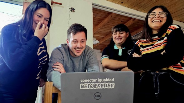 Alejo Sarna: "El programa Conectar Igualdad Bonaerense representa la esperanza de construir un futuro mejor"
