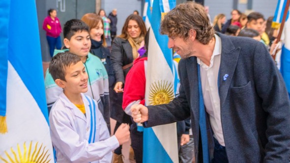 San Fernando festejó el Día de la Independencia con un acto cívico