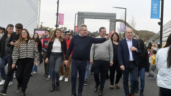 Agustín Rossi: "Tecnópolis es un espacio público para que disfruten las familias argentinas"