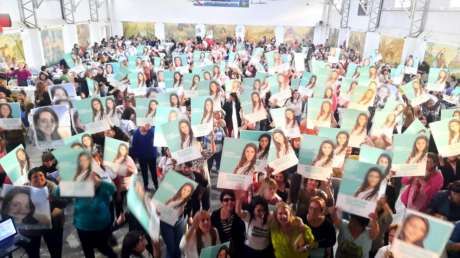 Más de 600 mujeres expresaron en Zárate su apoyo a Agustina Propato