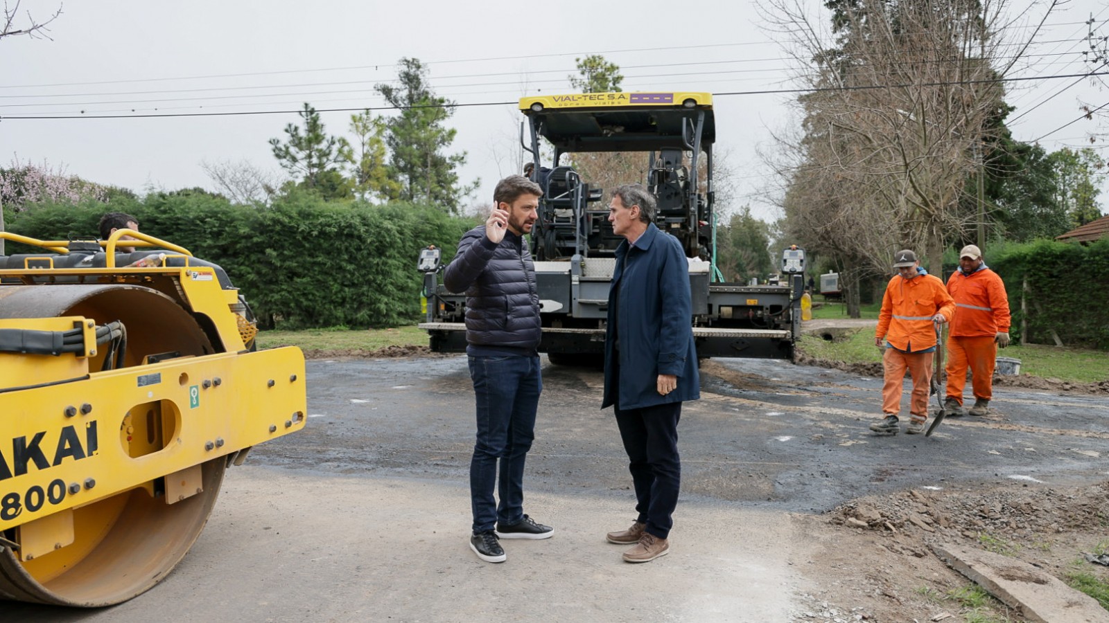 En Exaltación de la Cruz, Katopodis recorrió obras hídricas y de conectividad urbana