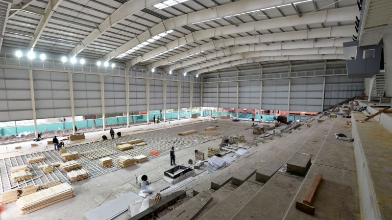 Julio Zamora monitoreó la construcción del nuevo microestadio municipal de Benavídez