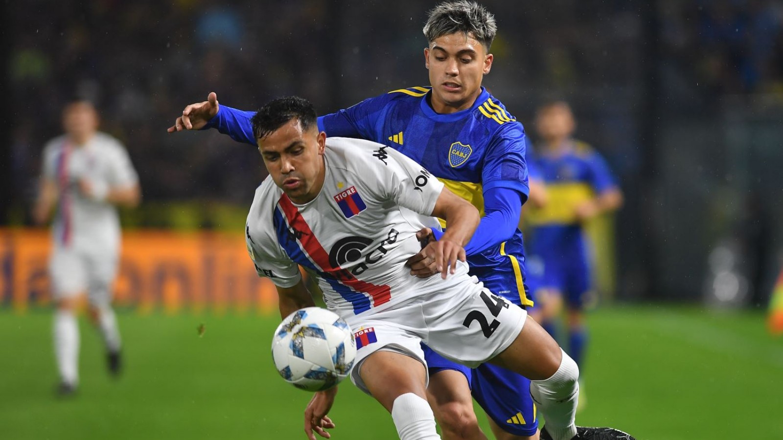 Tigre le ganó a Boca en el debut del DT Pusineri en la Bombonera