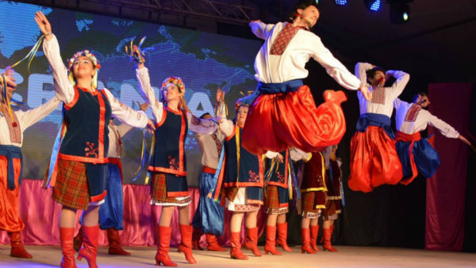 Un viaje por el mundo en la Provincia de Buenos Aires: Fiestas, gastronomía y tradición