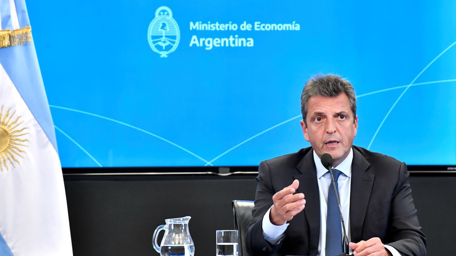 Massa convocó para el lunes a la CGT, la CTA y autoridades de Diputados por el tema Ganancias