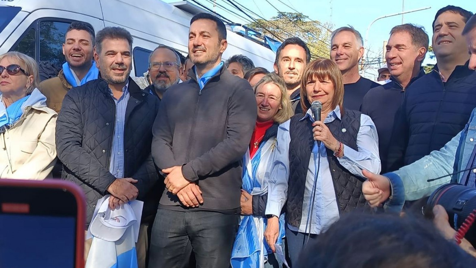 Bullrich lanzó su recorrido por el país en casa rodante, en una gira que denominó "Vamos por Argentina"