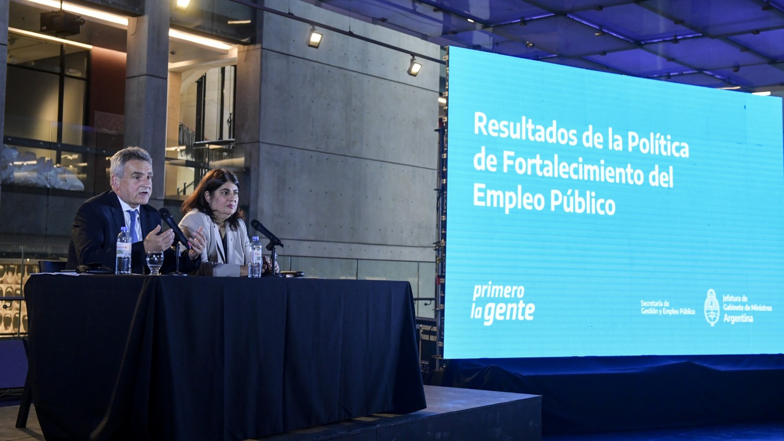 Agustín Rossi: "Los trabajadores del Estado prestan un servicio esencial para los sectores de la sociedad que más necesitan las políticas públicas"