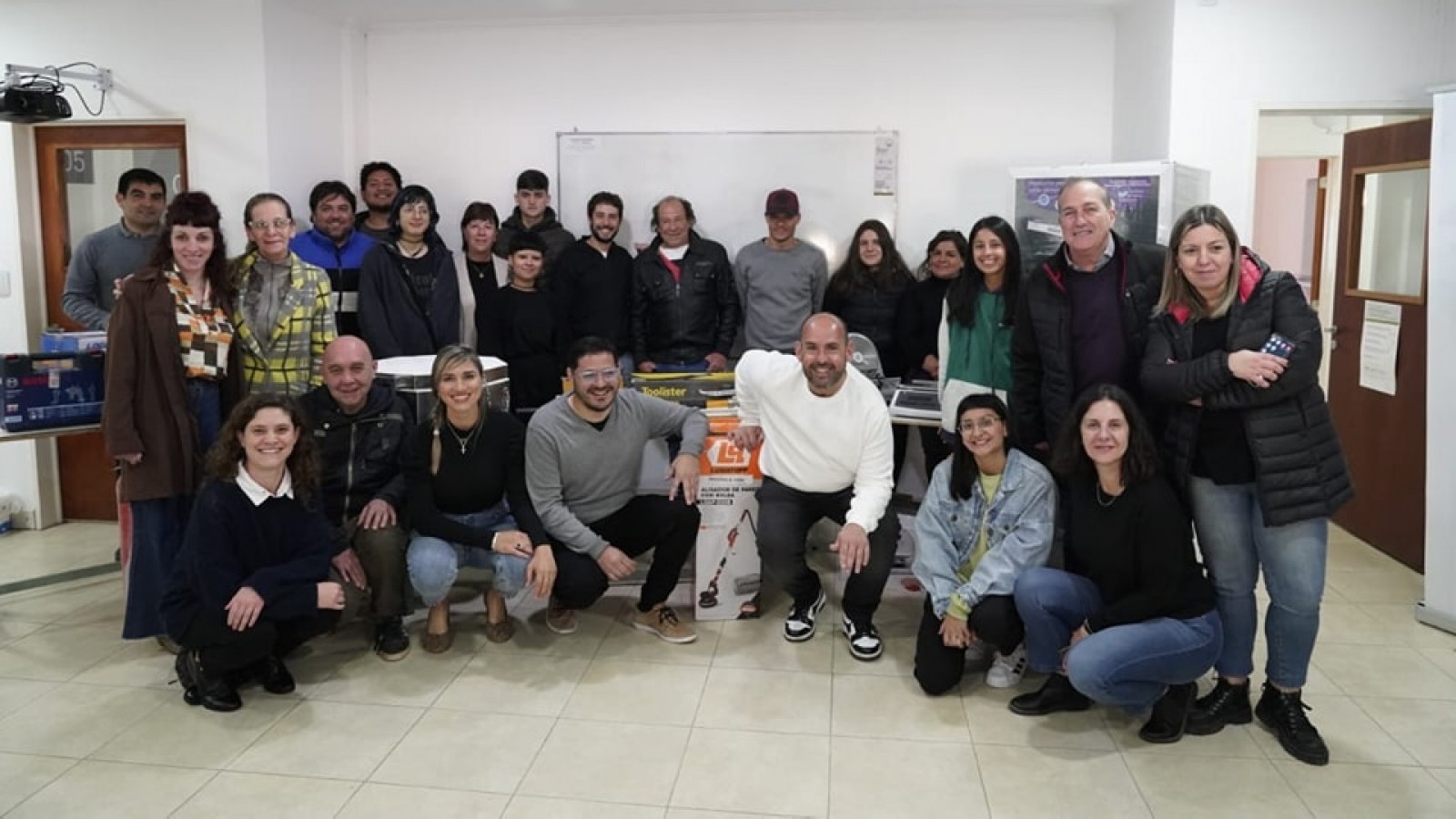 Programa "Banco de Herramientas": Sanzio realizó una nueva entrega de maquinarias para apoyar los proyectos productivos de Baradero