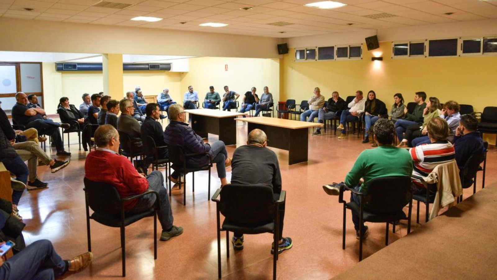 Cecilia Giammaria se reunión con empresarios y emprendedores de Ramallo