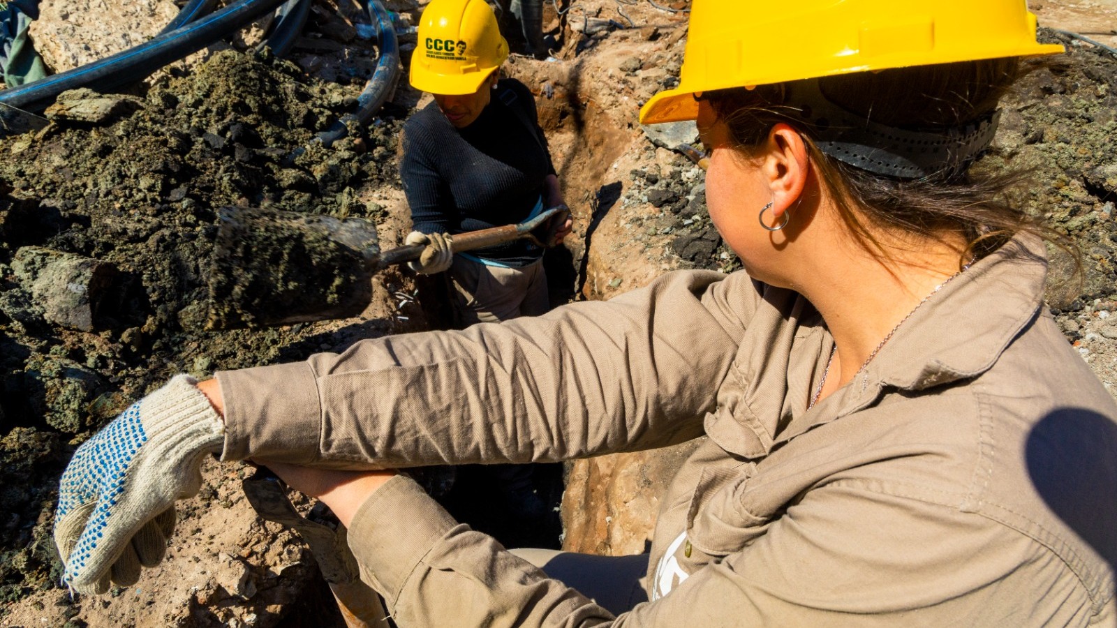AySA trabaja para llegar con agua potable a más barrios populares de Quilmes