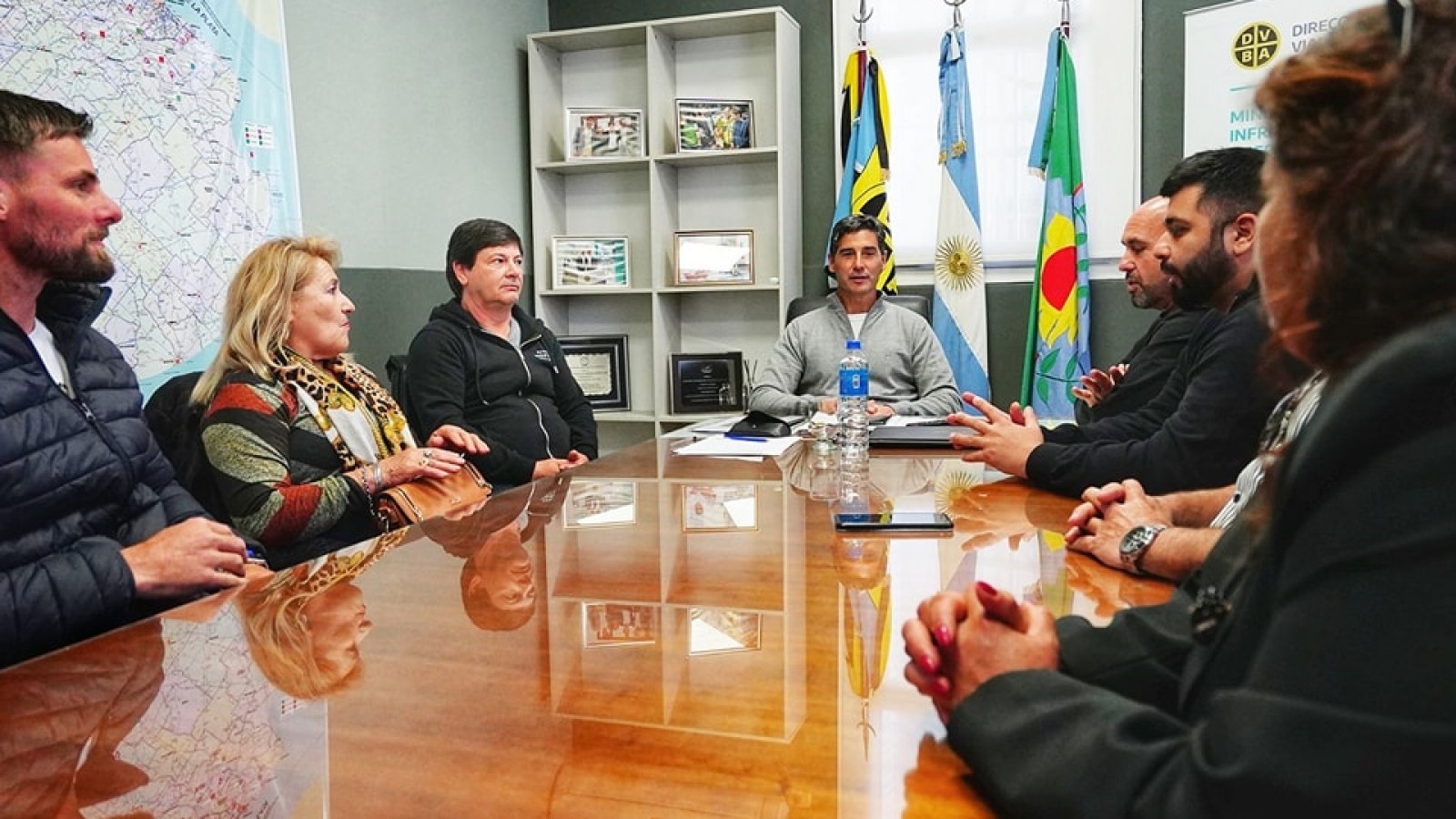 Sanzio viajó junto a vecinos a Corredores Viales por la repavimentación del camino a Alsina