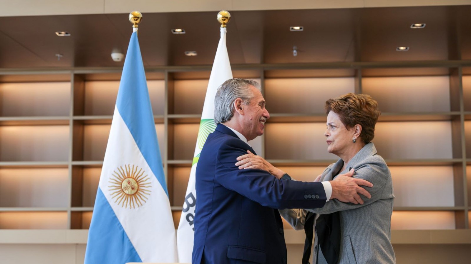 El Presidente se reunió con Dilma Rousseff para oficializar la integración de Argentina al Nuevo Banco de Desarrollo de los BRICS