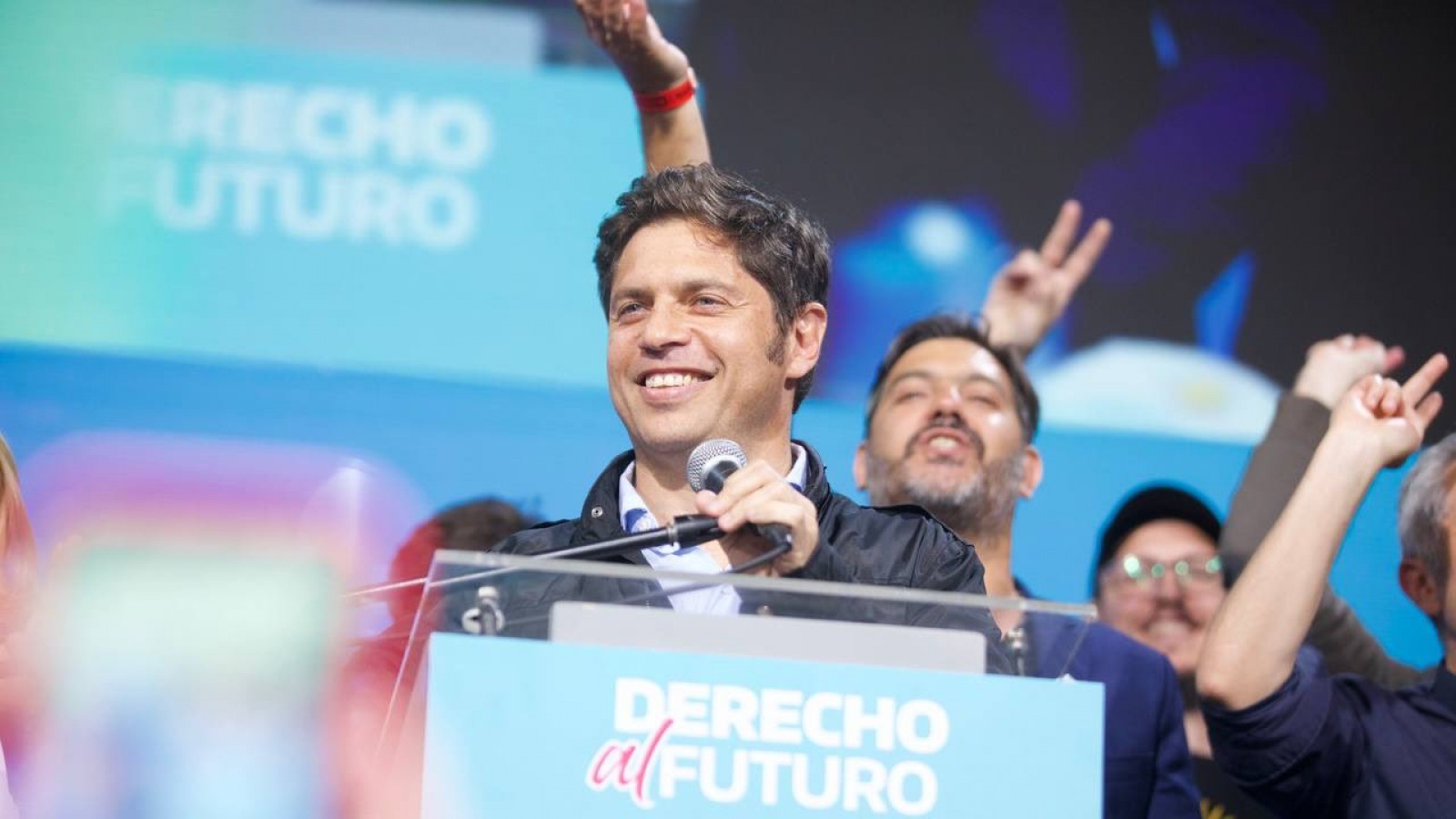 Kicillof se impuso en 7 de las 8 secciones electorales bonaerenses y logró la reelección