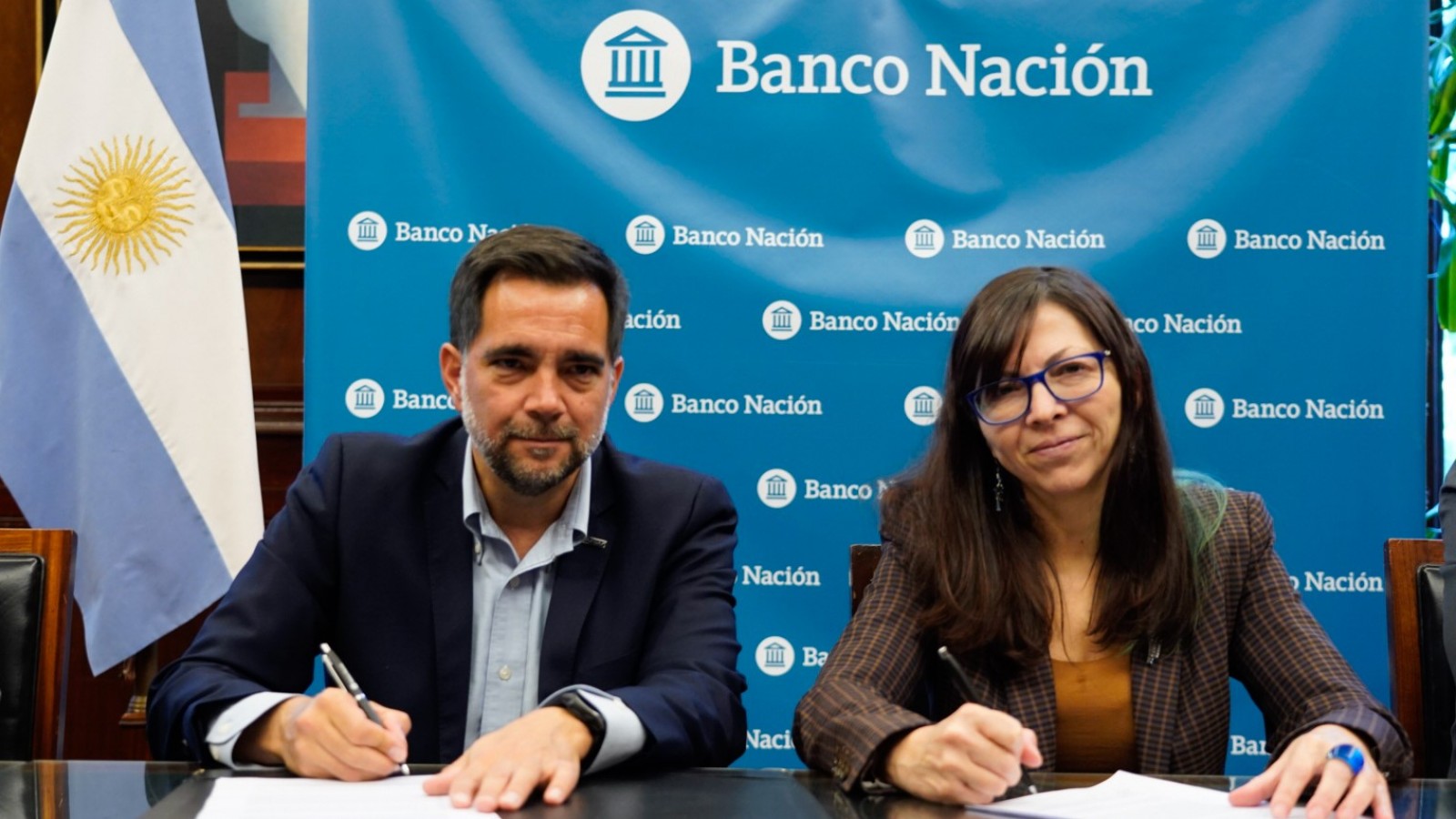 BNA y ARSAT promueven la modernización de la plataforma informática en sucursales de todo el país