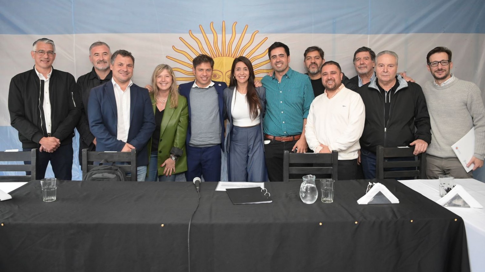 Kicillof se reunió con dirigentes e intendentes de la segunda y cuarta sección electoral