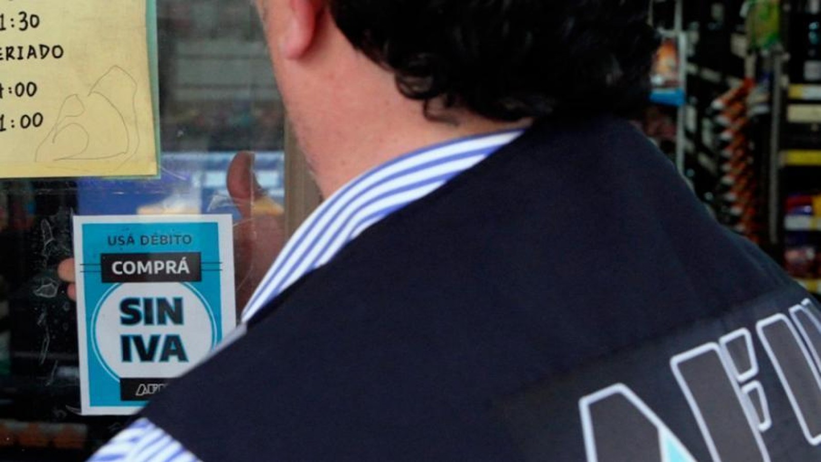 Más de 2,5 millones de trabajadores informales que cobran el refuerzo ingresaron al Compre Sin IVA