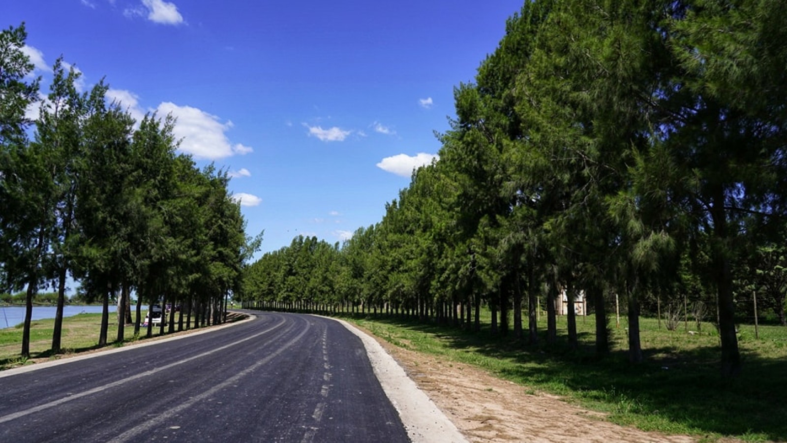 Finalizó la obra de pavimentación de Costanera Sur y Baradero está listo para recibir al turismo