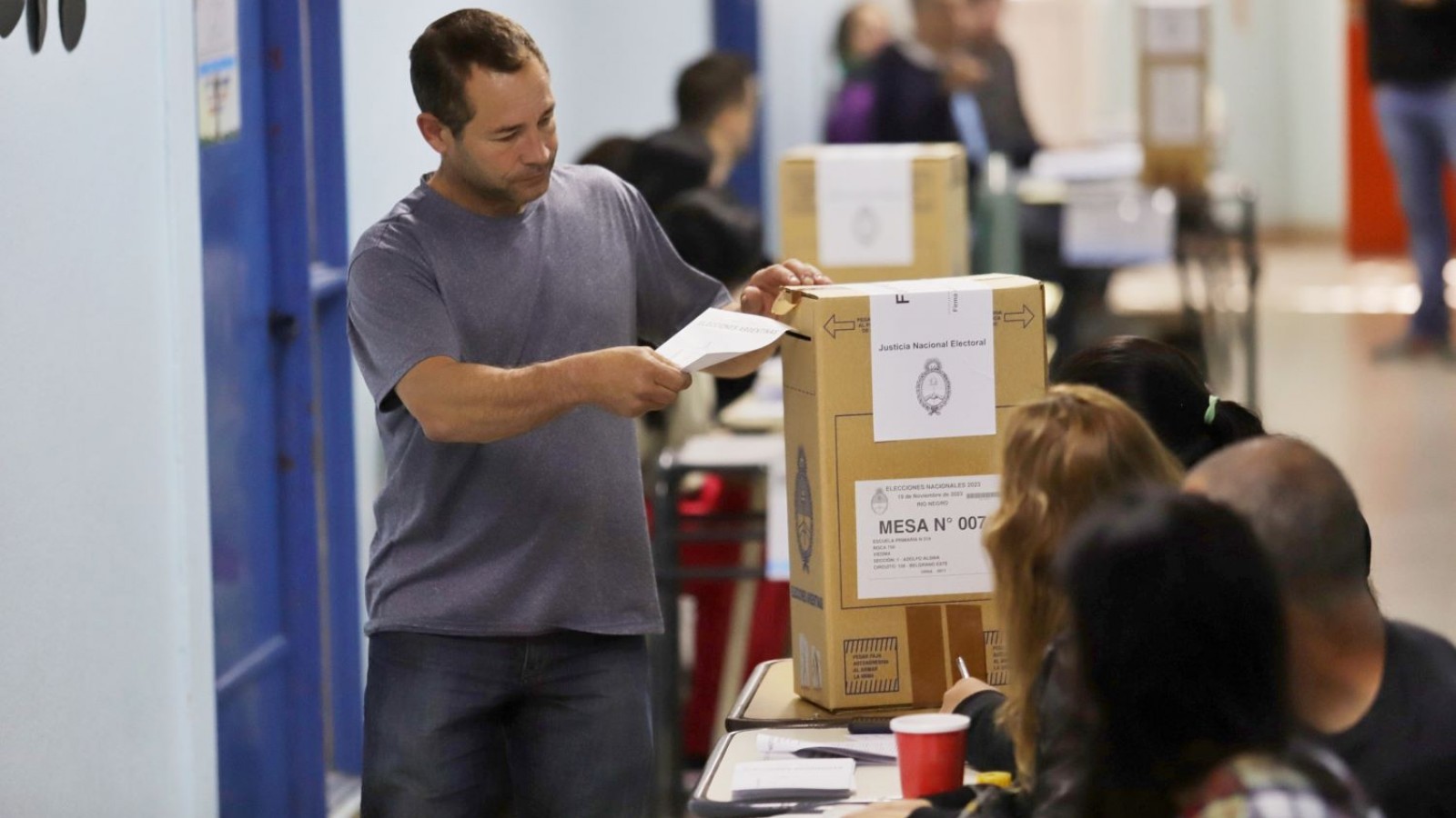 A las 14, ya votó el 45% del total del padrón en todo el país